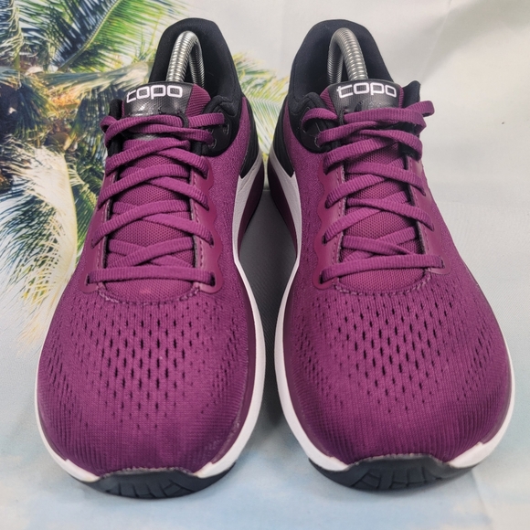 Topo Athletic Ultrafly 4 Womens 7.5 - Picture 4 of 8